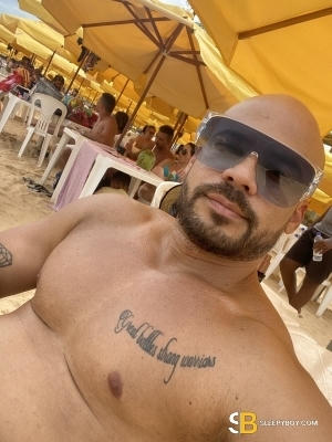 Bisexual Escort Matheus 28yr - licking