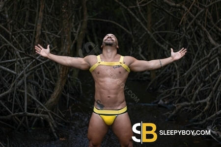 Bisexual Escort Matheus 28yr - licking