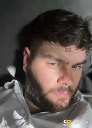 Bisexual Escort Top Bear Tyrone 30yr - blowjob