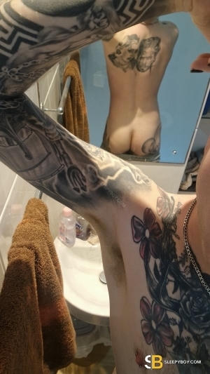 Bisexual Escort John 24yr - role