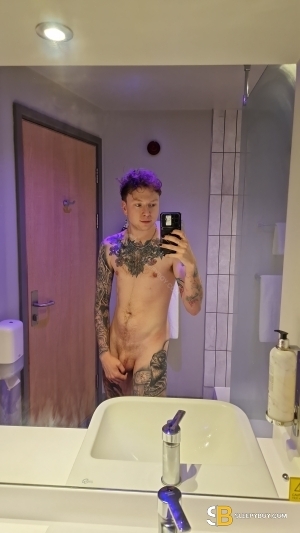 Bisexual Escort John 24yr - role