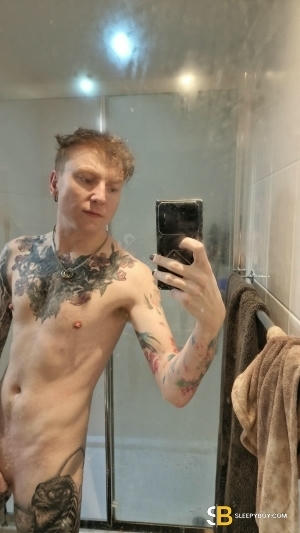 Bisexual Escort John 24yr - trios