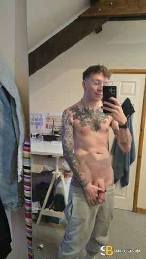 Bisexual Escort John 23yr - gangbang
