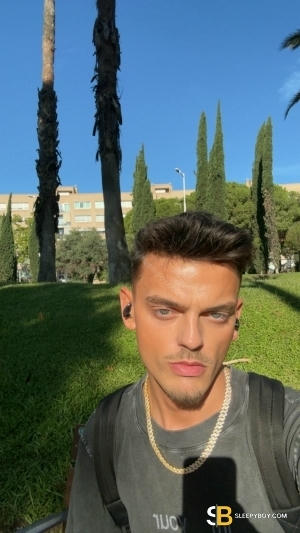 Gay Escort Jay 26yr - role