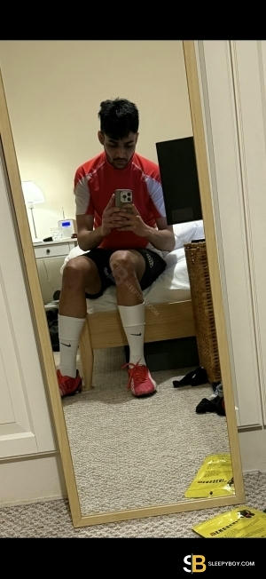 Bisexual Escort Reza 23yr - double penetration