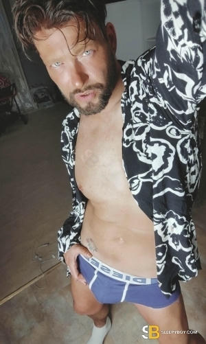 Gay Escort Clark 41yr - always safe sex