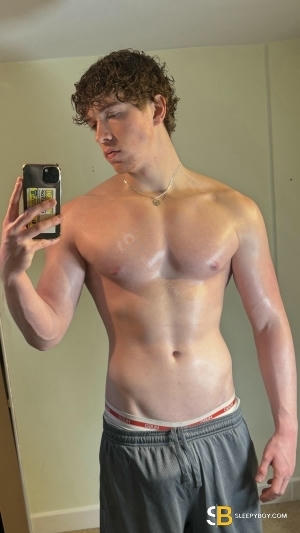 Bisexual Escort James 20yr - rimming