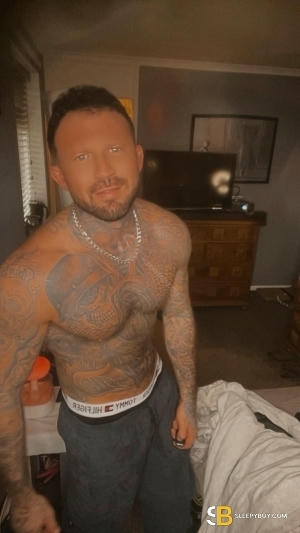 Bisexual Escort Ralph 34yr - rimming