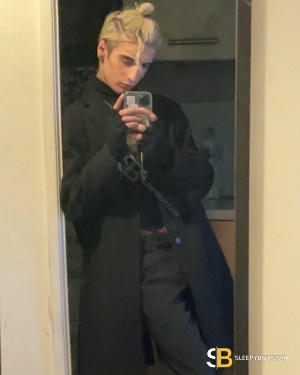 Gay Escort Kizo 20yr - always safe sex