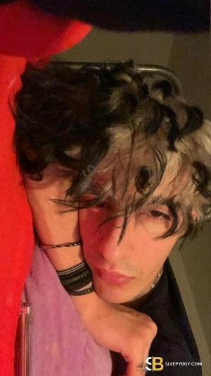 Gay Escort Kizo 20yr - double penetration