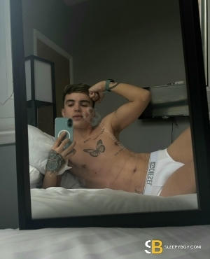 Gay Escort Matteo 22yr - role