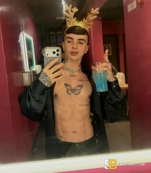 Gay Escort Matteo 22yr - role