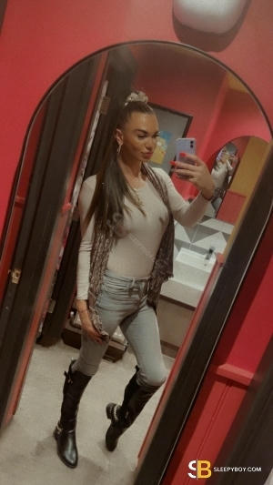 Bisexual Escort Jodie 26yr - sucking