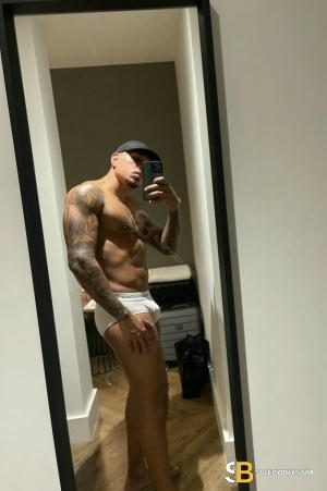 Bisexual Escort Anderson Santtos 28yr - licking