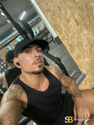 Bisexual Escort Anderson Santtos 28yr - cum on body