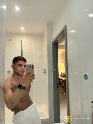 Bisexual Escort Enzo T&uacute;lio 21yr - rimming