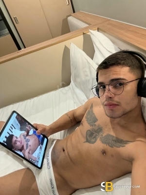 Bisexual Escort Enzo T&uacute;lio 21yr - trios