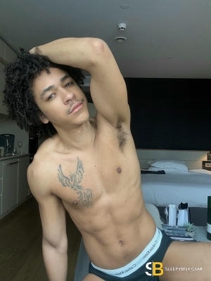 Gay Escort Jorge Curly 23yr - role