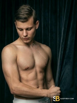 Bisexual Escort Liam Hart 22yr - role