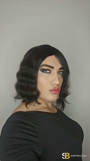 Bisexual Escort Jennifer 25yr - licking