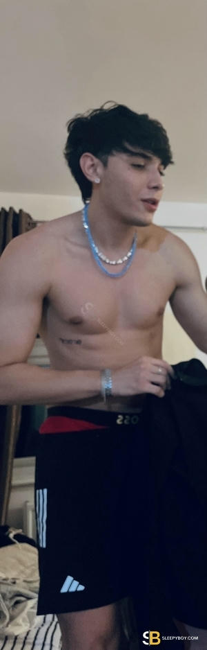 Bisexual Escort Guilherme 25yr - role