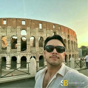Gay Escort Diego 30yr - sucking