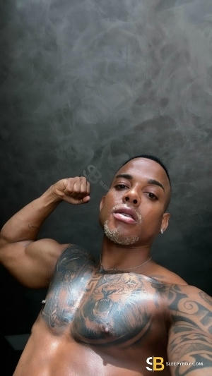 Bisexual Escort Hot Cousins 27yr - role