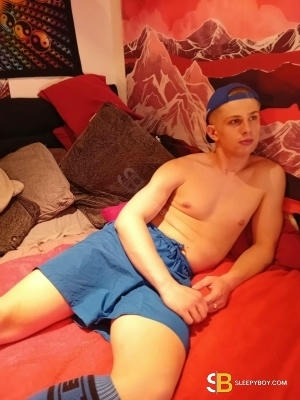 Bisexual Escort Richie 19yr - sucking
