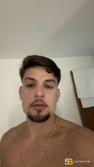 Bisexual Escort 1. Vinicius Ryan 23yr - licking