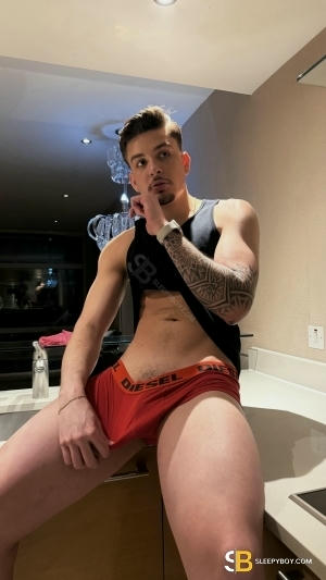 Bisexual Escort Xxlbrasil 23yr - licking