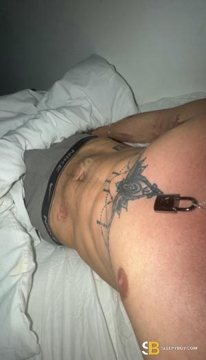 Gay Escort Logan 25yr - sucking