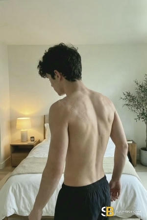 Gay Escort Ludovicco 21yr - licking