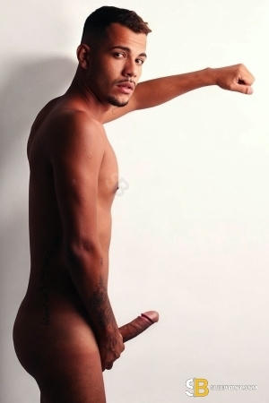 Bisexual Escort Vitor Xxl 27yr - licking