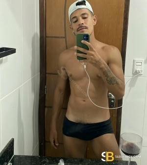 Bisexual Escort Victor 27yr - role