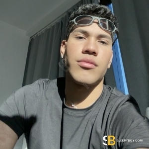 Bisexual Escort Mateus 21yr - cum on face