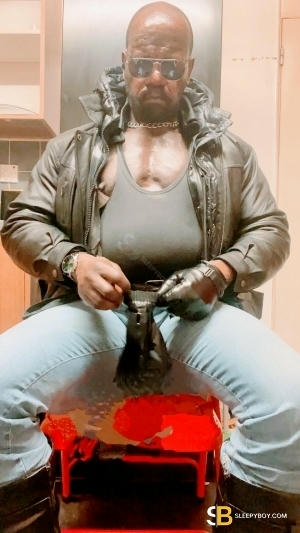 Gay Escort Brody 40yr - sucking