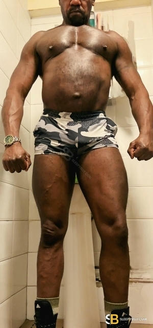 Gay Escort Brody 40yr - role