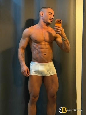 Bisexual Escort Vini 26yr - trios