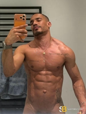 Bisexual Escort Vini 26yr - trios