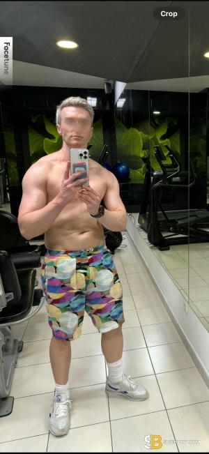 Gay Escort Englishharry 34yr - sucking