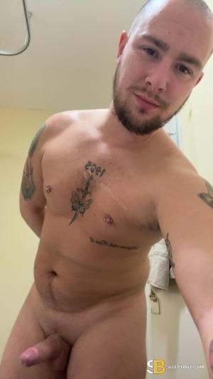 Gay Escort David 29yr - role