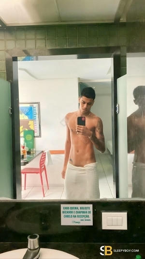 Bisexual Escort ítalo 20yr - licking