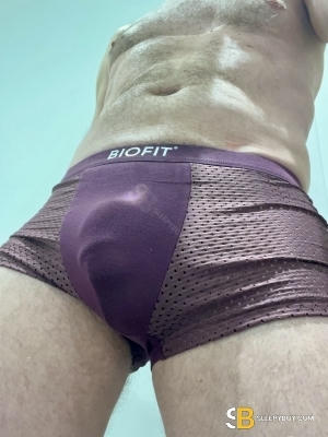 Bisexual Escort David 54yr - trios