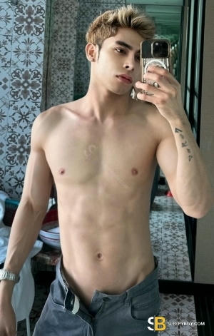 Gay Escort Codyhurrac 23yr - role