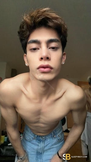 Gay Escort Codyhurrac 23yr - role