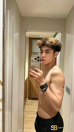 Gay Escort Codyhurrac 23yr - role