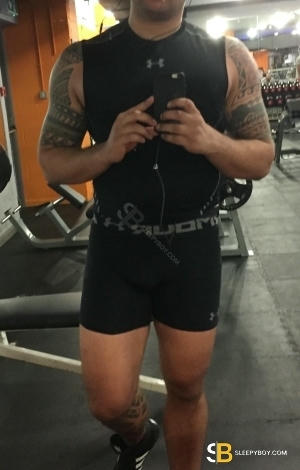 Bisexual Escort M 41yr - role