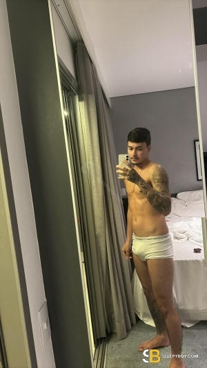 Bisexual Escort Bruno 23yr - licking