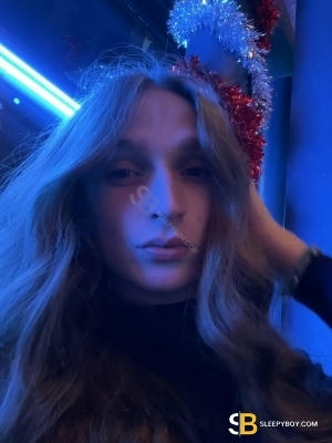 Bisexual Escort Leo 22yr - role