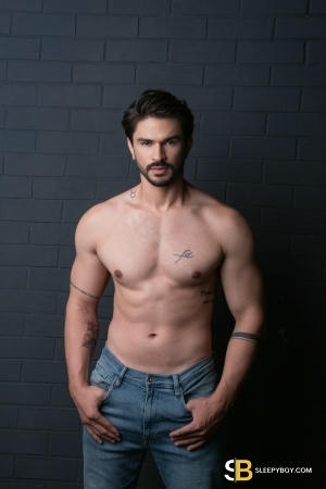 Bisexual Escort Fabricio 27yr - role